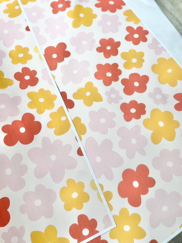 Flower Wrapping Paper Retro Daisy Gift Wrap Pink Red Present Covering New Baby Shower Bachelorette Bridal Shower Decorative Paper Birthday