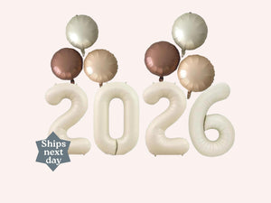 Set of 4 LARGE Balloon 2026 Graduation